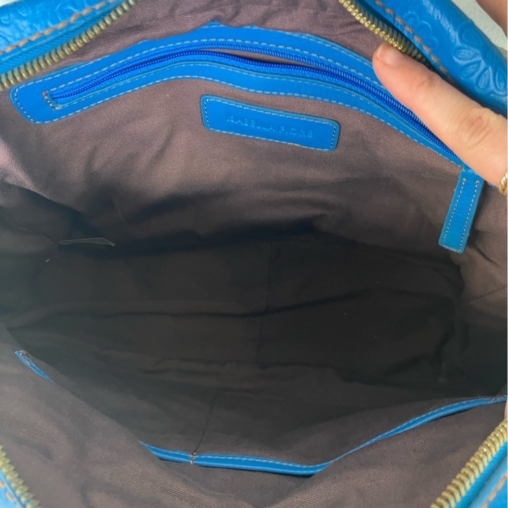Isabella Fiore Top Zip Shoulder Bag Blue Bell NWT​​​​​ - Picture 8 of 10